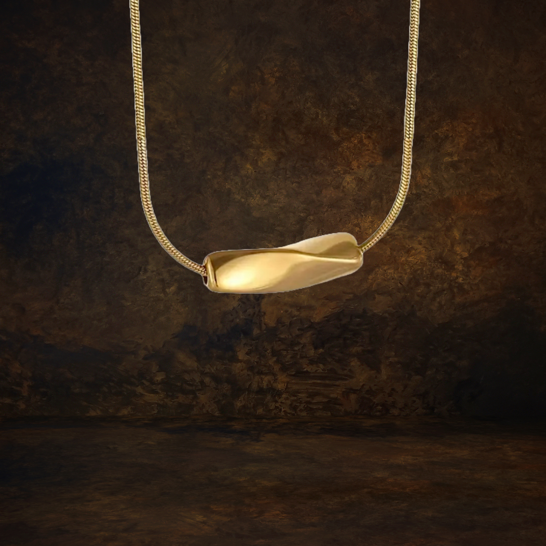 Thrill Necklace