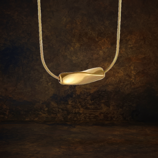 Thrill Necklace